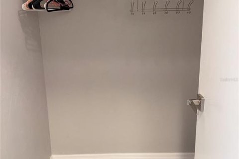 Copropriété à vendre à Gainesville, Floride: 2 chambres, 93.18 m2 № 1914121 - photo 16