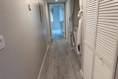 Copropriété à vendre à Gainesville, Floride: 2 chambres, 93.18 m2 № 1914121 - photo 27