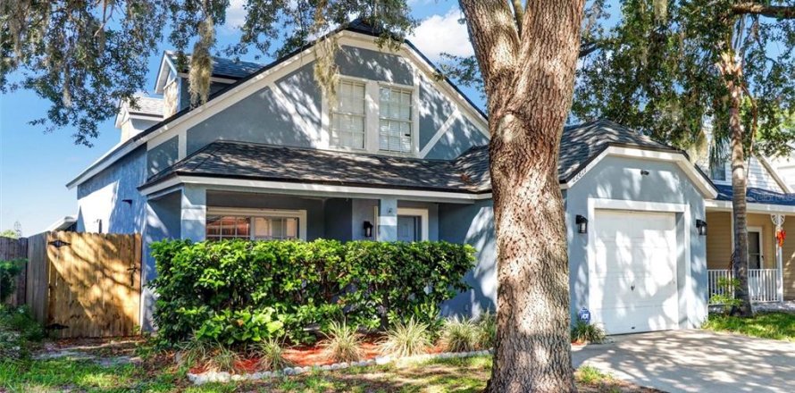 Villa ou maison à Lutz, Floride 4 chambres, 134.71 m2 № 2303334