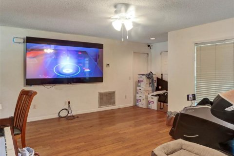 Villa ou maison à vendre à Lutz, Floride: 4 chambres, 134.71 m2 № 2303334 - photo 13