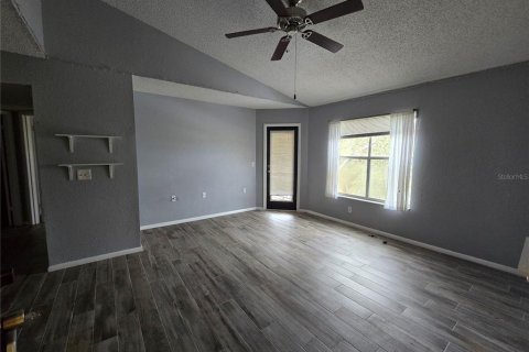Купить кондоминиум в Киссимми, Флорида 4 комнаты, 61.78м2, № 1721522 - фото 7