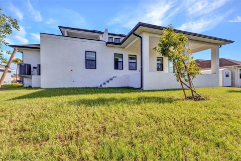 Villa ou maison à vendre à Port Charlotte, Floride: 4 chambres, 242.38 m2 № 1833627 - photo 22
