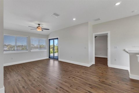 Villa ou maison à vendre à Port Charlotte, Floride: 4 chambres, 242.38 m2 № 1833627 - photo 26