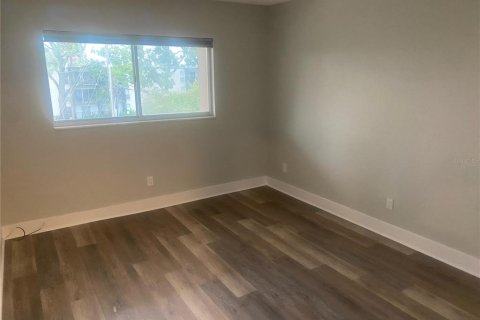 Condominio en alquiler en Tampa, Florida, 1 dormitorio, 65.03 m2 № 1918430 - foto 5