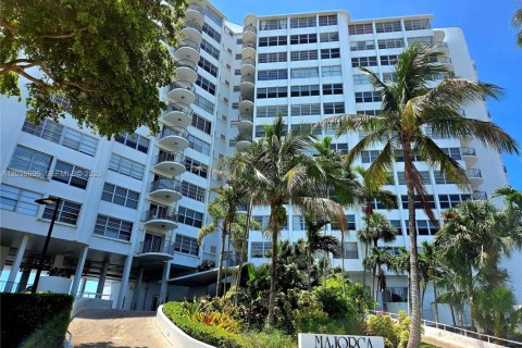 Condo in North Miami, Florida, 1 bedroom  № 2086413 - photo 24