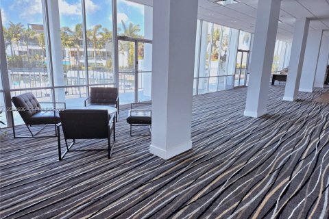 Condo in North Miami, Florida, 1 bedroom  № 2086413 - photo 21