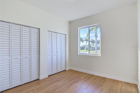 Villa ou maison à louer à Port Charlotte, Floride: 5 chambres, 229.19 m2 № 2395679 - photo 14