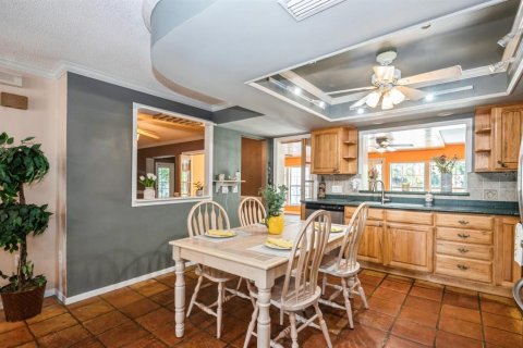 House in Orlando, Florida 5 bedrooms, 251.86 sq.m. № 1844915 - photo 11