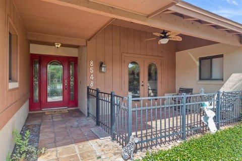 House in Orlando, Florida 5 bedrooms, 251.86 sq.m. № 1844915 - photo 6