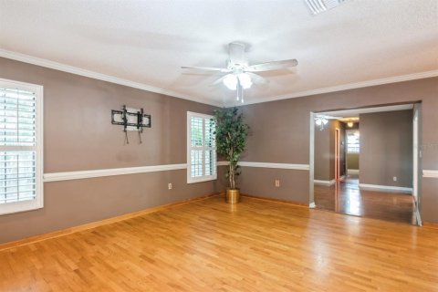 House in Orlando, Florida 5 bedrooms, 251.86 sq.m. № 1844915 - photo 14