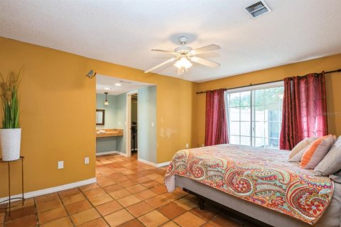 House in Orlando, Florida 5 bedrooms, 251.86 sq.m. № 1844915 - photo 18