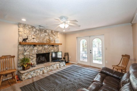 House in Orlando, Florida 5 bedrooms, 251.86 sq.m. № 1844915 - photo 8