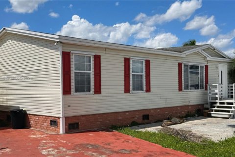 Appartement à louer à Homestead, Floride: 3 chambres, 135.27 m2 № 2386885 - photo 3