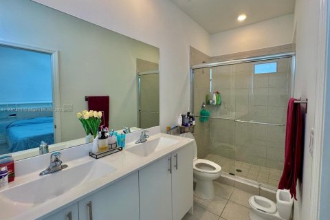 Touwnhouse à vendre à Homestead, Floride: 3 chambres, 123.37 m2 № 2169653 - photo 3