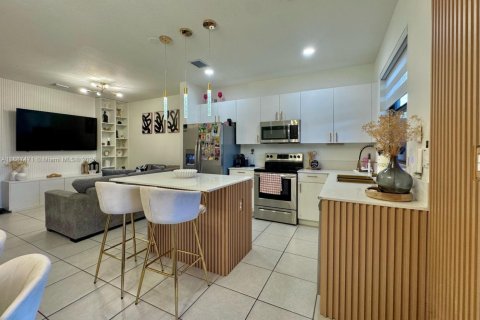 Touwnhouse à vendre à Homestead, Floride: 3 chambres, 123.37 m2 № 2169653 - photo 10