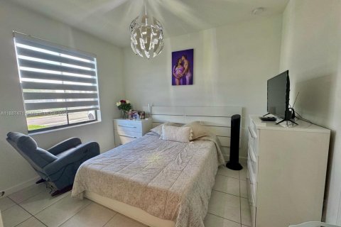 Touwnhouse à vendre à Homestead, Floride: 3 chambres, 123.37 m2 № 2169653 - photo 7