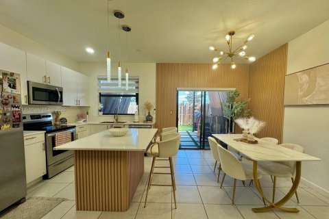 Touwnhouse à vendre à Homestead, Floride: 3 chambres, 123.37 m2 № 2169653 - photo 8