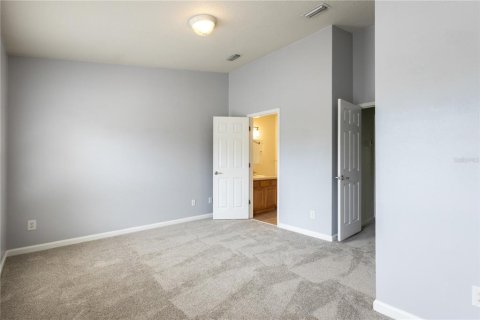 Townhouse in Tampa, Florida 2 bedrooms, 115.94 sq.m. № 2207780 - photo 14