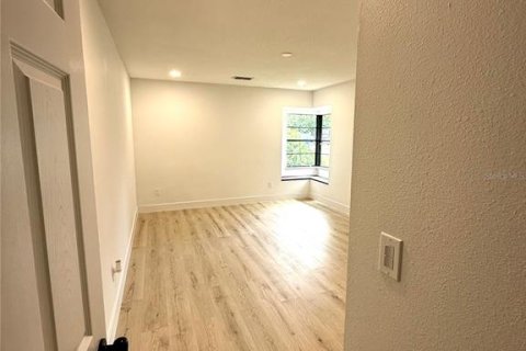 Casa en venta en Land O' Lakes, Florida, 3 dormitorios, 137.12 m2 № 1813183 - foto 30