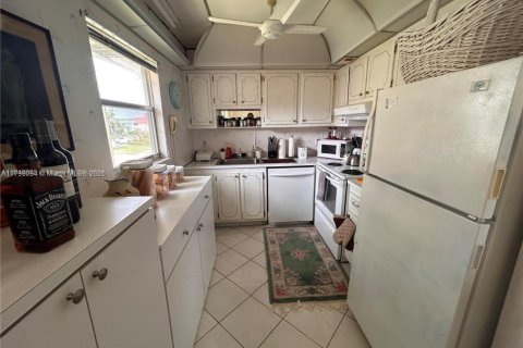 Condominio en venta en Delray Beach, Florida, 2 dormitorios, 81.75 m2 № 1695482 - foto 4