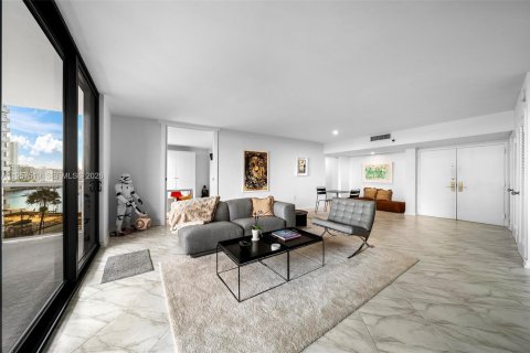 Copropriété à vendre à Miami Beach, Floride: 2 chambres, 110.55 m2 № 2153560 - photo 3