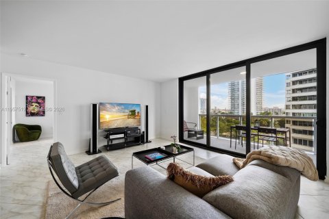 Copropriété à vendre à Miami Beach, Floride: 2 chambres, 110.55 m2 № 2153560 - photo 1