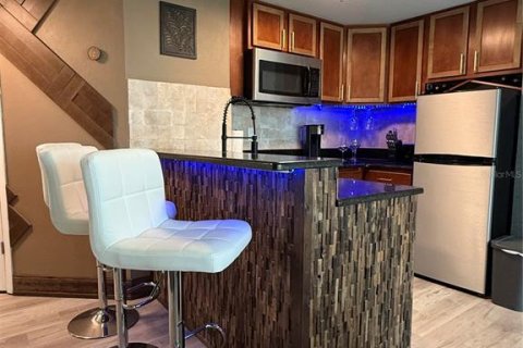 Condo in Orlando, Florida, 2 bedrooms  № 2123019 - photo 8