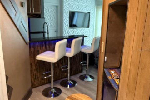 Condo in Orlando, Florida, 2 bedrooms  № 2123019 - photo 5