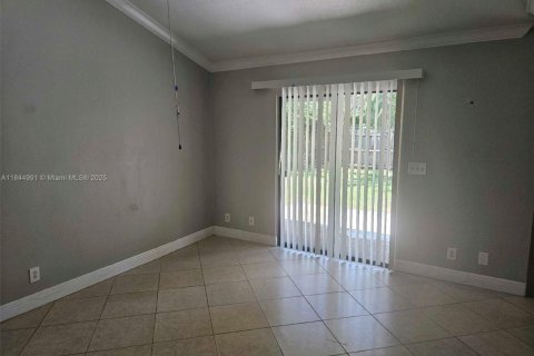House in West Palm Beach, Florida 2 bedrooms, 99.22 sq.m. № 1857299 - photo 5