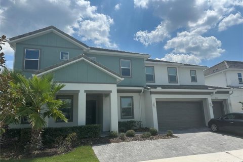 House in Kissimmee, Florida 15 bedrooms, 580.55 sq.m. № 1908054 - photo 2