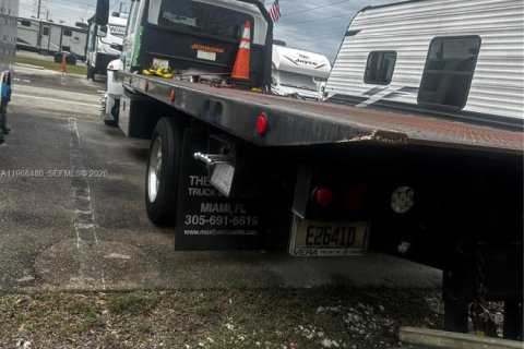 Immobilier commercial à vendre à Pembroke Park, Floride № 2028211 - photo 8