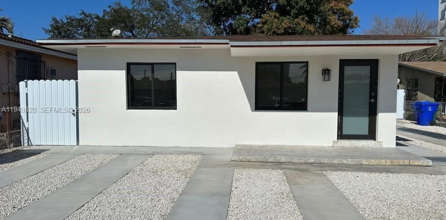 Дом в Майами, Флорида 2 спальни, 184.41м2 № 2005560