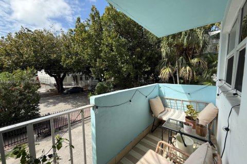 Condo in Miami Beach, Florida, 1 bedroom  № 2067573 - photo 14
