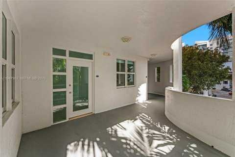 Снять в аренду кондоминиум в Норт-Бей-Виллидж, Флорида 3 спальни, 124.12м2, № 2004627 - фото 8