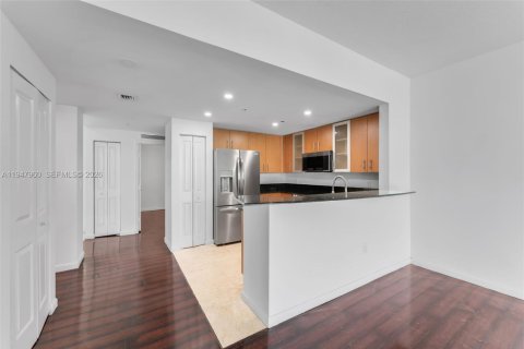 Снять в аренду кондоминиум в Норт-Бей-Виллидж, Флорида 3 спальни, 124.12м2, № 2004627 - фото 21