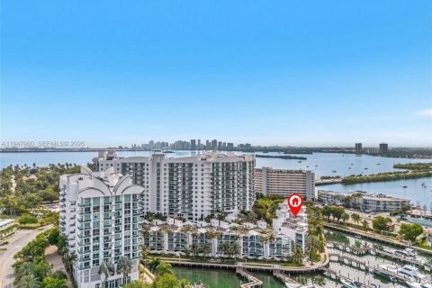 Снять в аренду кондоминиум в Норт-Бей-Виллидж, Флорида 3 спальни, 124.12м2, № 2004627 - фото 5