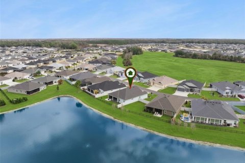 House in The Villages, Florida 3 bedrooms, 180.32 sq.m. № 2110453 - photo 5