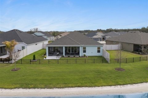 House in The Villages, Florida 3 bedrooms, 180.32 sq.m. № 2110453 - photo 23
