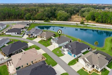 House in The Villages, Florida 3 bedrooms, 180.32 sq.m. № 2110453 - photo 6