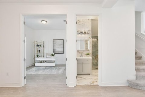 Casa en venta en Winter Garden, Florida, 6 dormitorios, 417.41 m2 № 1659123 - foto 9