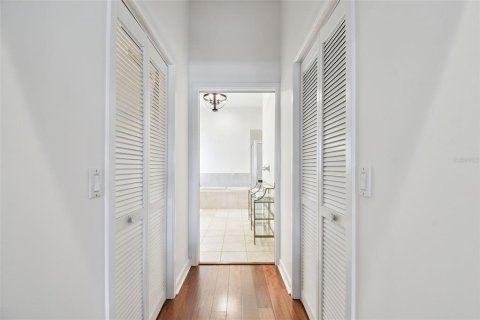 Casa en venta en Lutz, Florida, 4 dormitorios, 338.72 m2 № 1827087 - foto 21