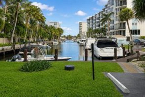 Condo in Fort Lauderdale, Florida, 2 bedrooms № 2429693 - photo 22