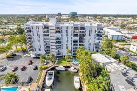 Condo in Fort Lauderdale, Florida, 2 bedrooms № 2429693 - photo 26