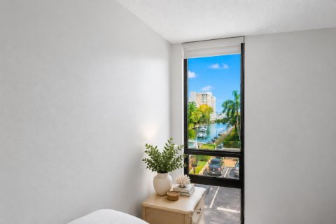 Condo in Fort Lauderdale, Florida, 2 bedrooms № 2429693 - photo 6