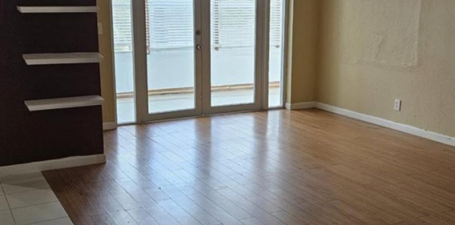 Condo in Fort Lauderdale, Florida, 2 bedrooms № 2154193