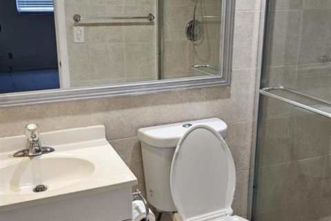 Condo in Fort Lauderdale, Florida, 2 bedrooms № 2154193 - photo 10