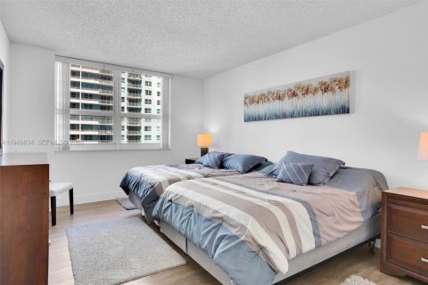 Condominio en venta en Miami, Florida, 3 dormitorios, 136.57 m2 № 2003605 - foto 10