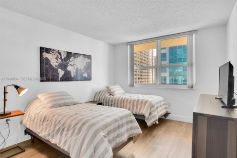 Condominio en venta en Miami, Florida, 3 dormitorios, 136.57 m2 № 2003605 - foto 13