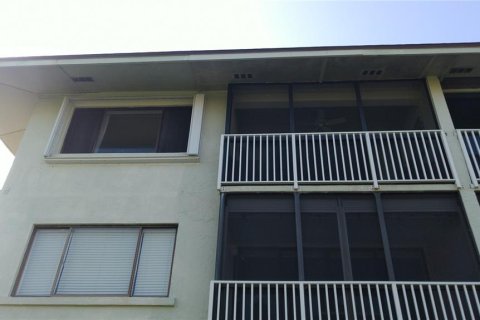 Condominio en alquiler en St. Lucie, Florida, 1 dormitorio, 62.99 m2 № 251633 - foto 7