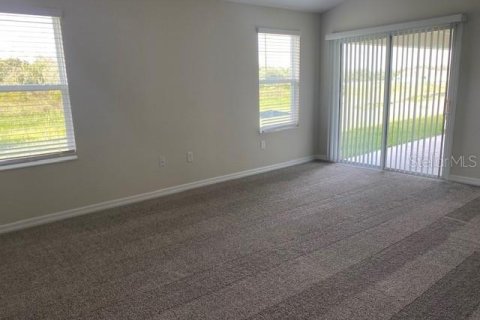Casa en alquiler en Kissimmee, Florida, 4 dormitorios, 241.55 m2 № 1851229 - foto 9